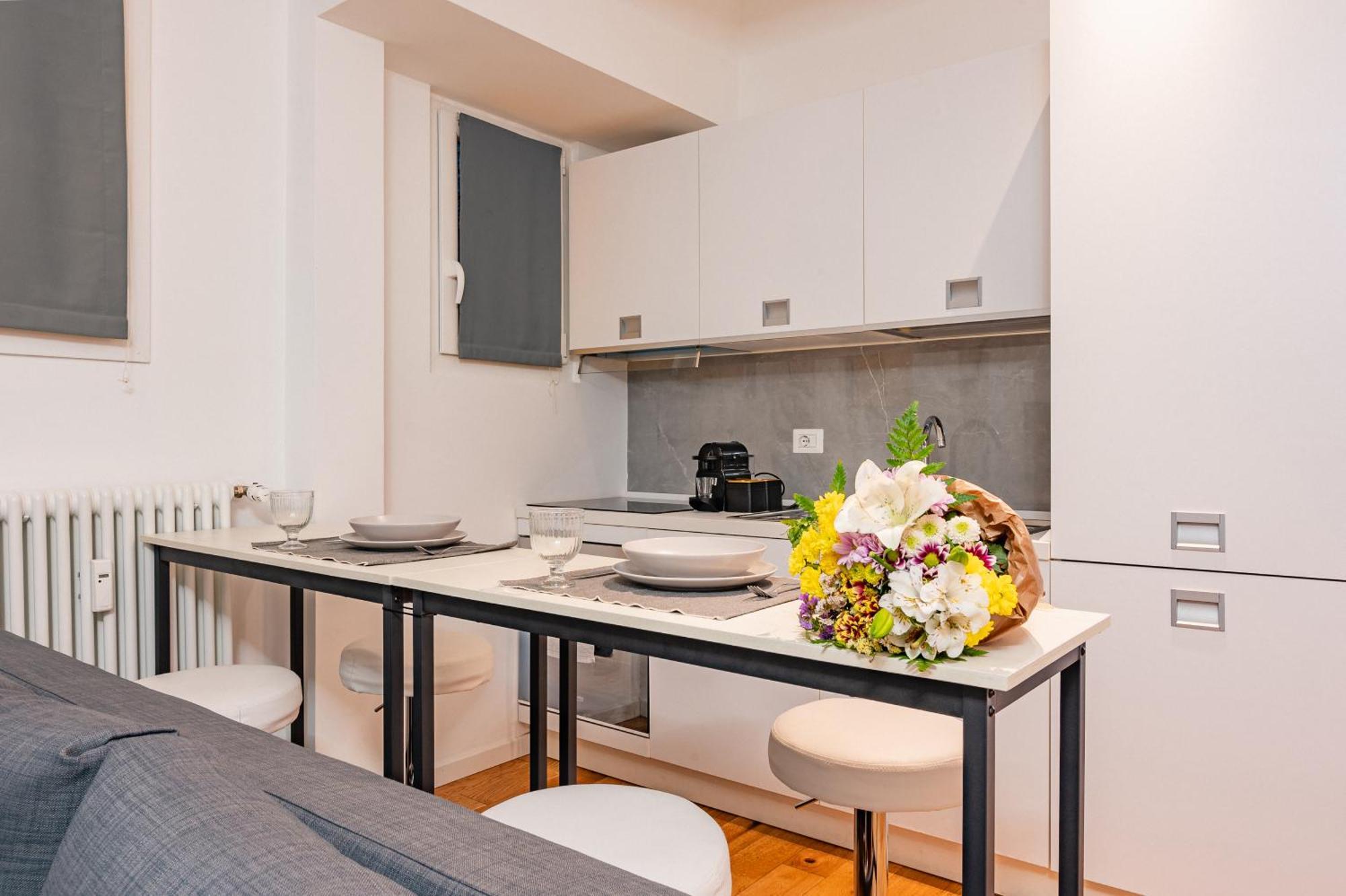 Exclusive Led House Garibaldi Fs Lägenhet Milano Exteriör bild